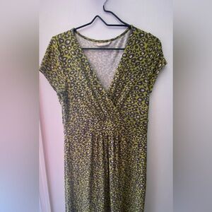 ☘️Boden midi dress, leopard print, size small green and grey